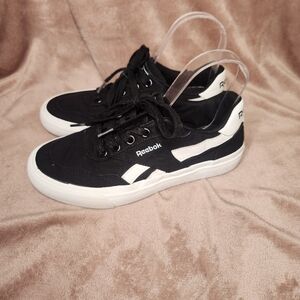 Reebok womens Tech Canvas Casual Sneakers Size 6 Black White Lace up Shoes